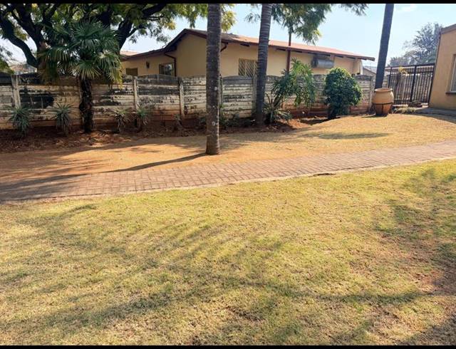 5 BEDROOM HOUSE FOR SALE IN ERASMIA
